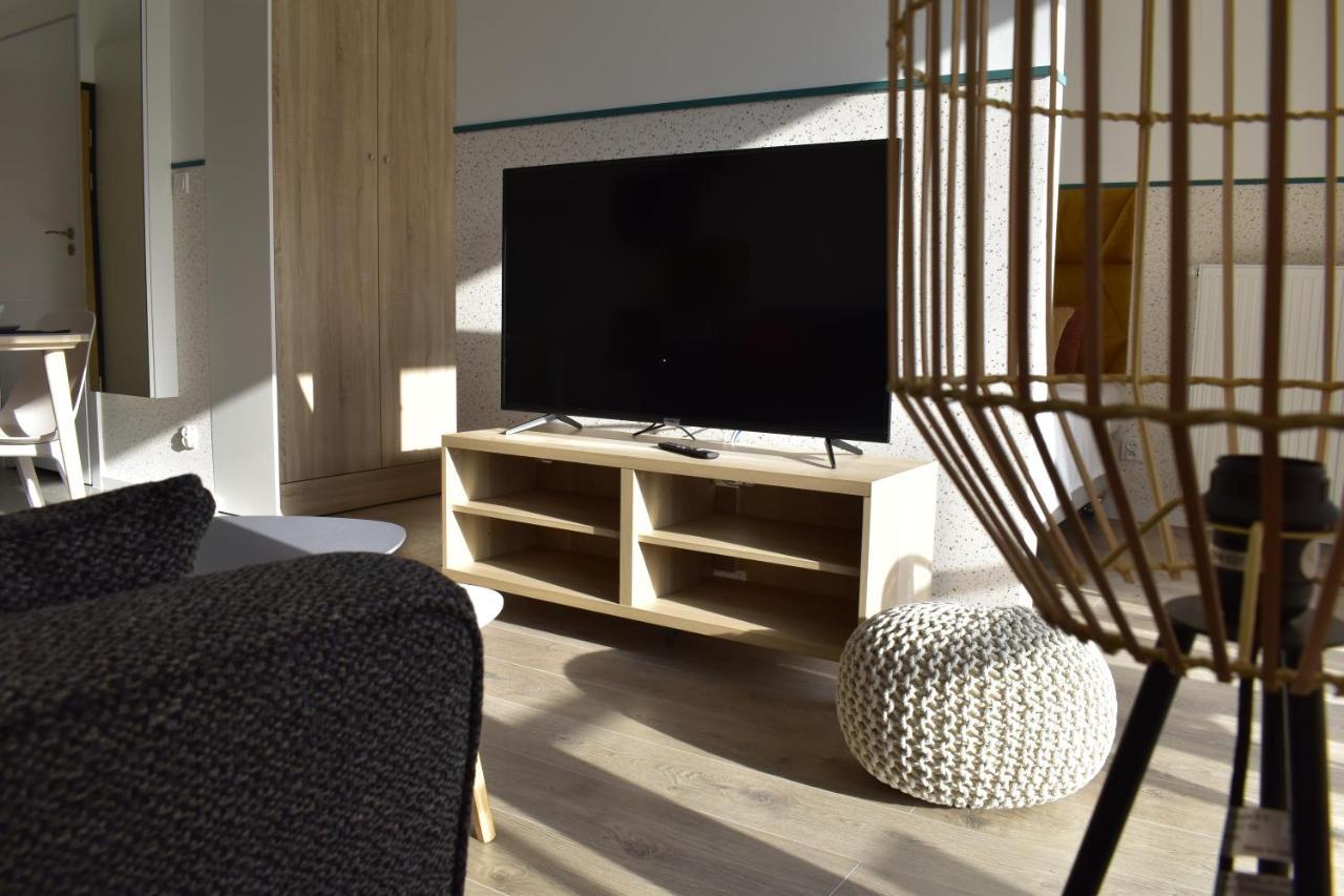 White Apartment Modern Tower Atal Gdynia Exterior foto